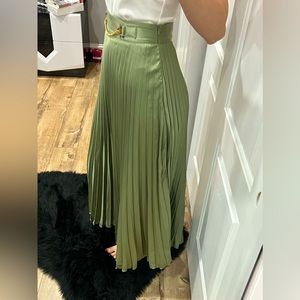 Pleated olive green skirt